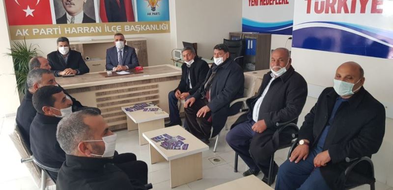 Vekil Akay, Ak Parti Harran İlçe Teşkilatını Ziyaret Etti
