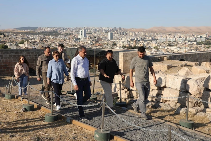 Urfa Kalesi yeniden ziyarete açılıyor