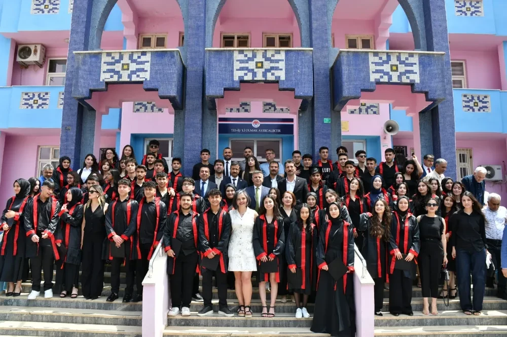 TES-İŞ Anadolu Lisesinde şölen gibi gün