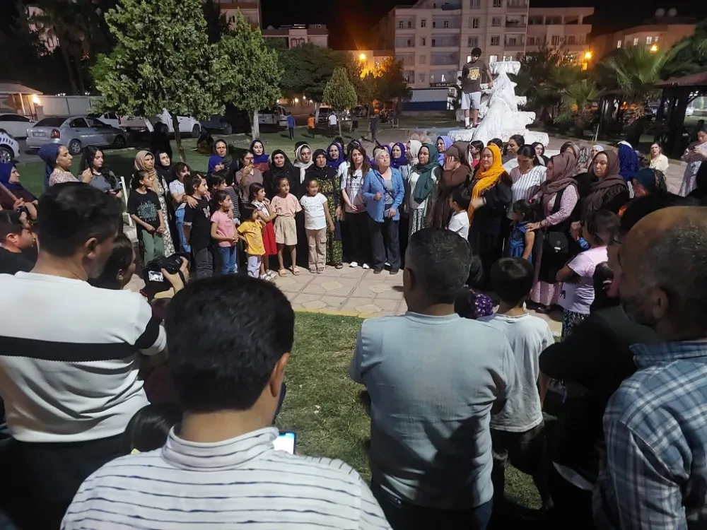 Viranşehir’de Kadınlar “Artık Kadınlar Ölmesin” Diye Yürüdü