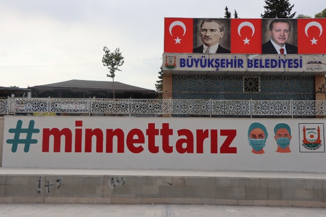 Şanlıurfa’da Pandemi Temalı Meydan ve Trafo Boyaması