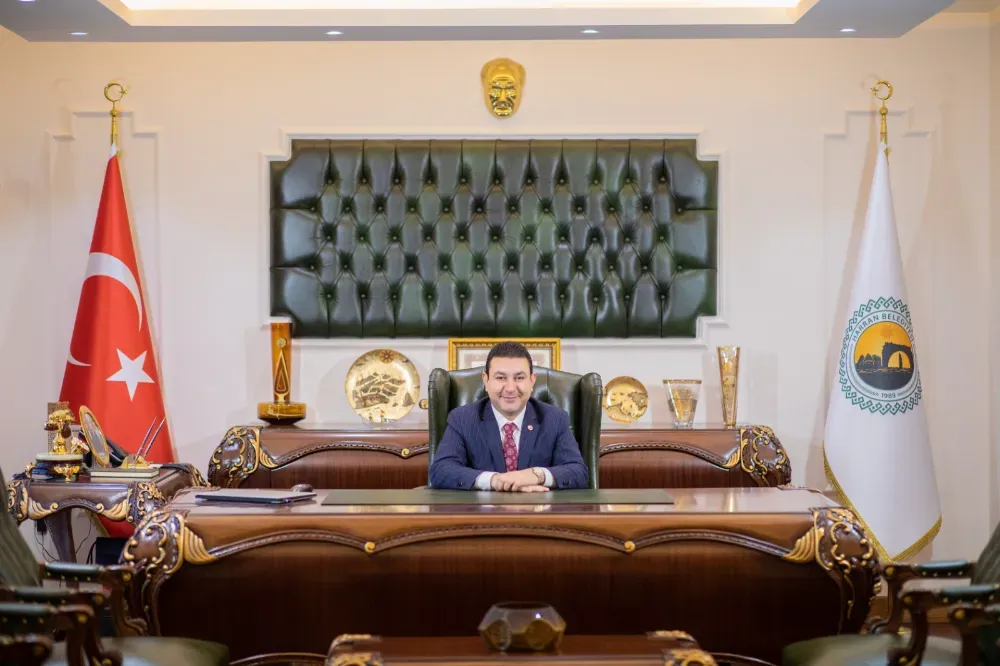 BAŞKAN ÖZYAVUZ: CUMHURİYET ONURLU BİR DİRENİŞLE KAZANILMIŞ BAĞIMSIZLIK DESTANIDIR