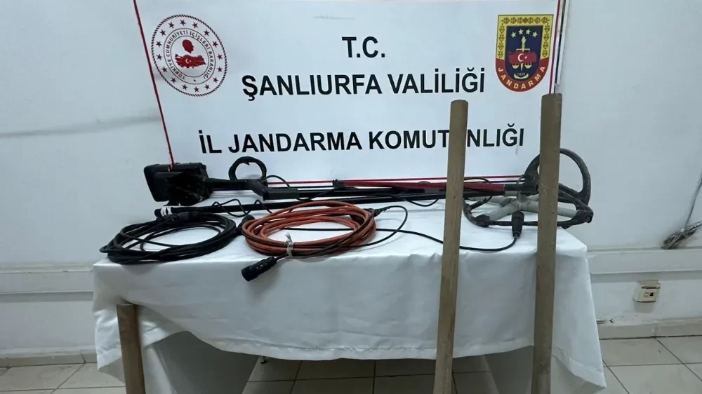 Suruç’ta İzinsiz Kazı Operasyonu: 4 Şüpheli Suçüstü Yakalandı