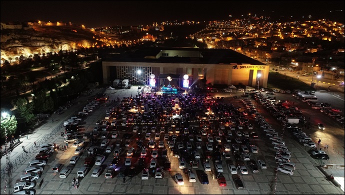 Büyükşehir Grup Gripin`i Şanlıurfalılarla Buluşturdu